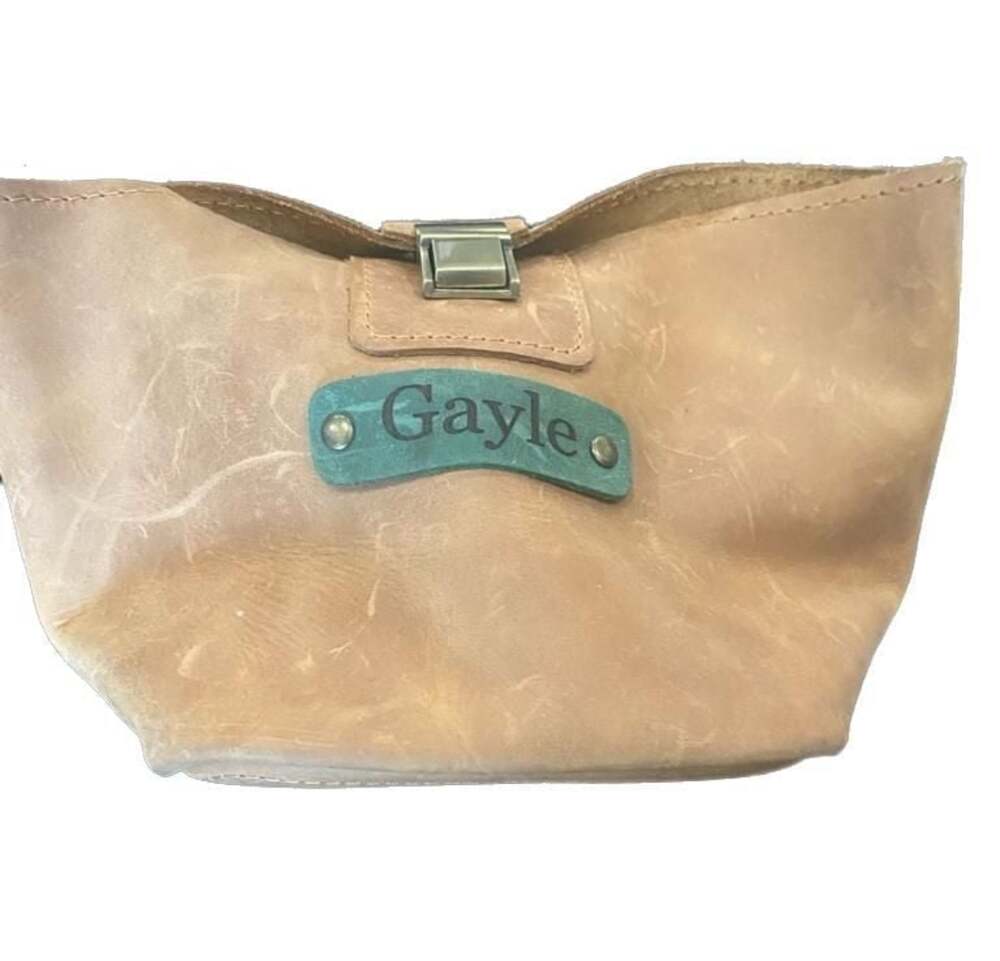 Gayle Distressed Brown Leather Toiletry Bag Dopp Kit